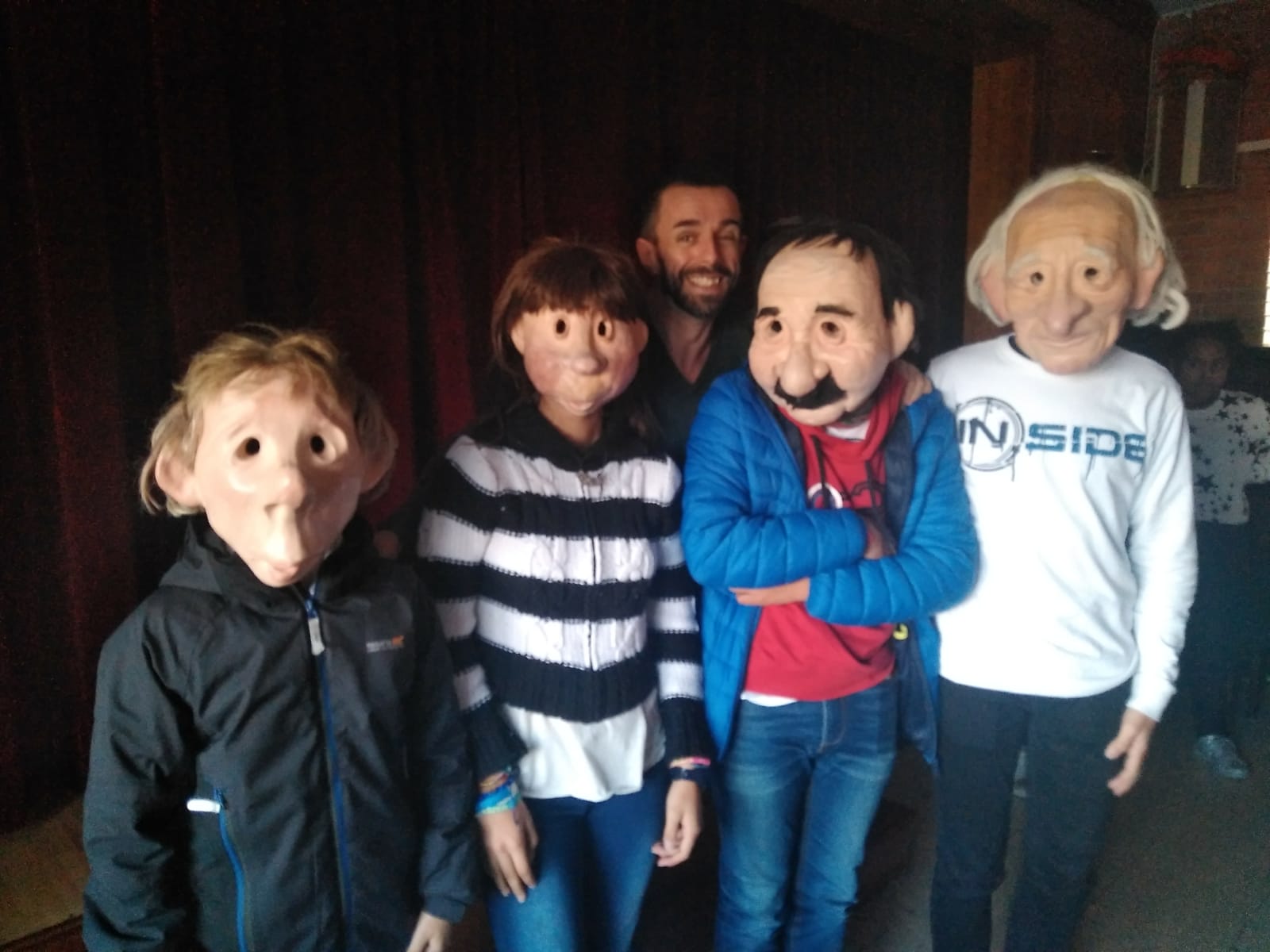 Lee más sobre el artículo Visita del actor Eduardo Cárcamo